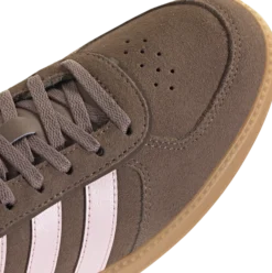 ADIDASbreaknet sleek