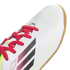 ADIDASf50 club in j