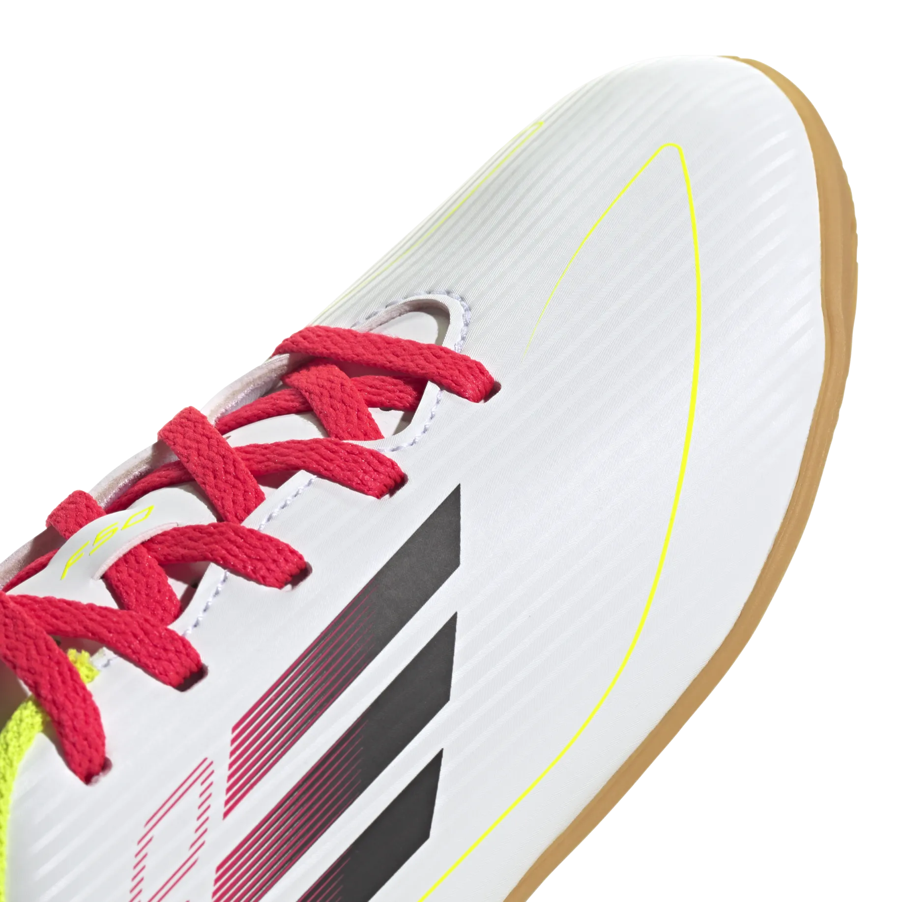 ADIDASf50 club in j