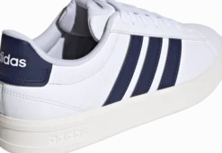 ADIDASgrand court 3.0