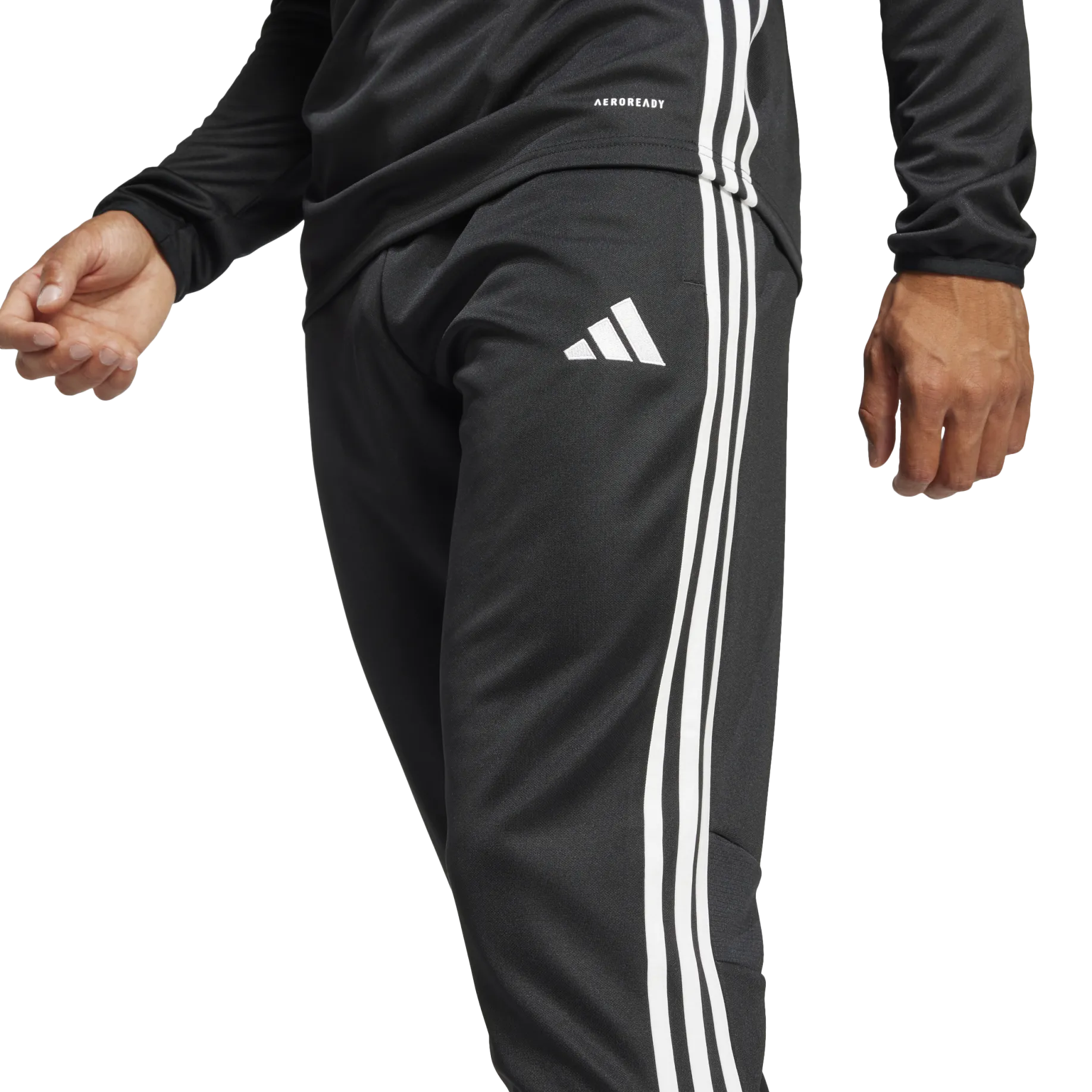 ADIDAStiro es pnt
