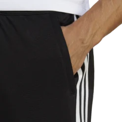 ADIDAStr-es base 3pt