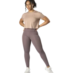 ICANIWILLeveryday cropped t-shirt