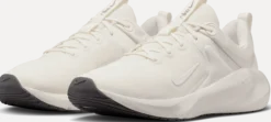 NIKEnike in-season tr 14 women's