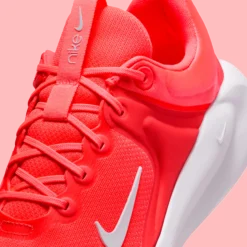 NIKEnike in-season tr 14 women's