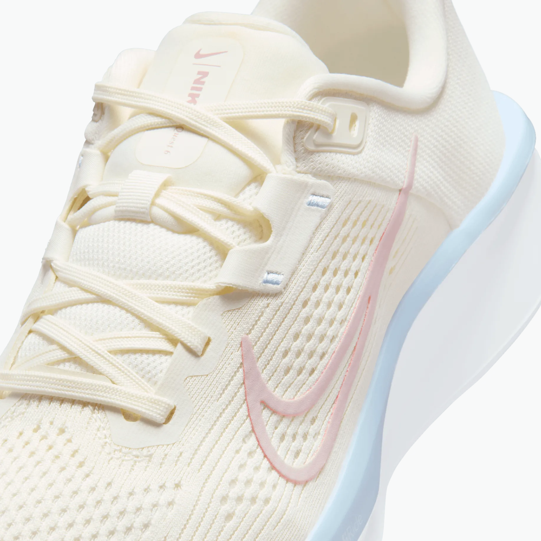 NIKEnike quest 6 w