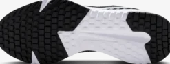 NIKEnike run defy road m
