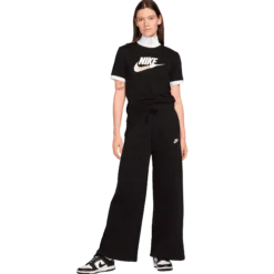 NIKEnsw tee essntl w