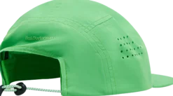 PEAK PERFORMANCElightweight cap