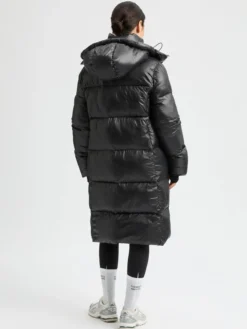 RÖHNISCHw ruby coat